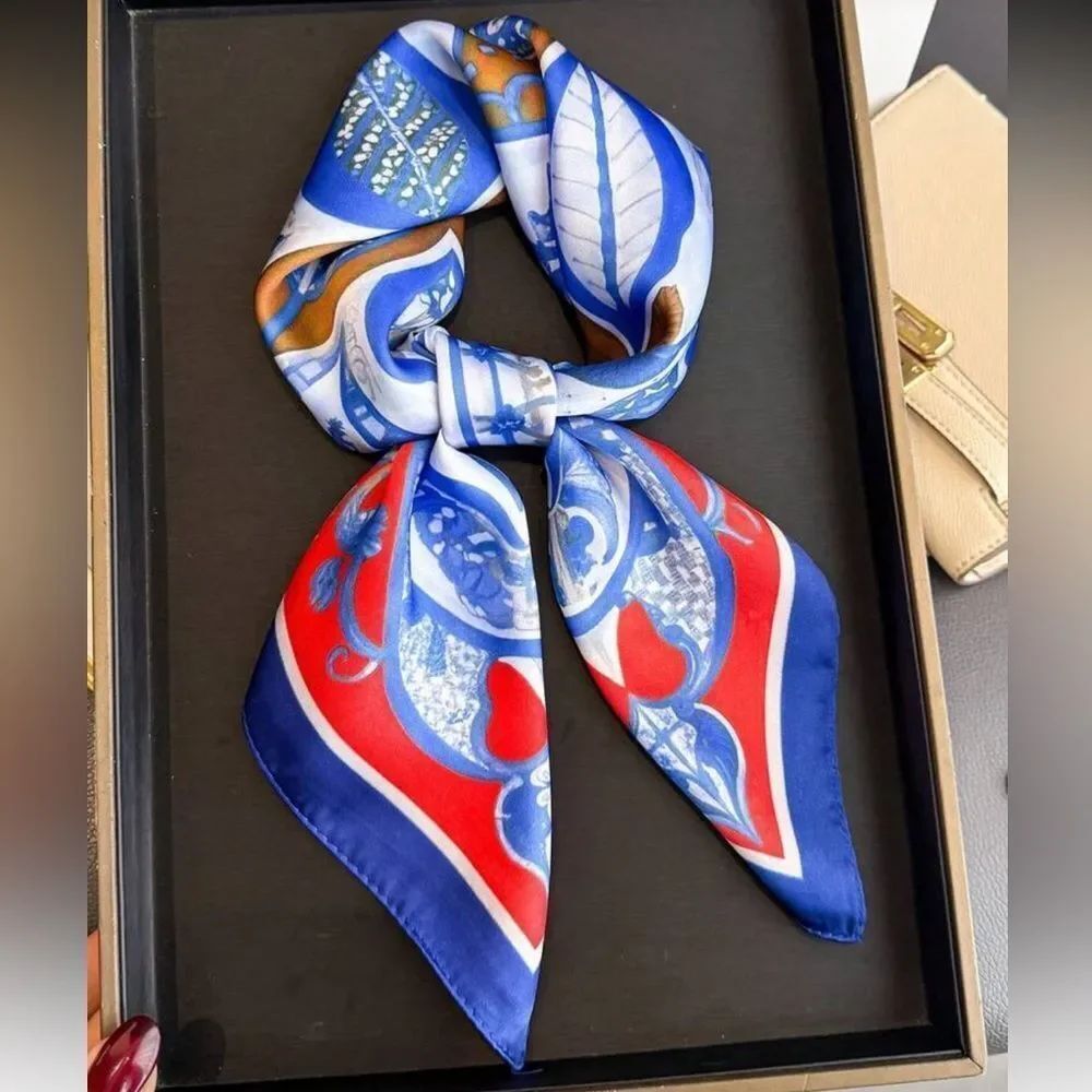 Vintage pattern Scarf N1376